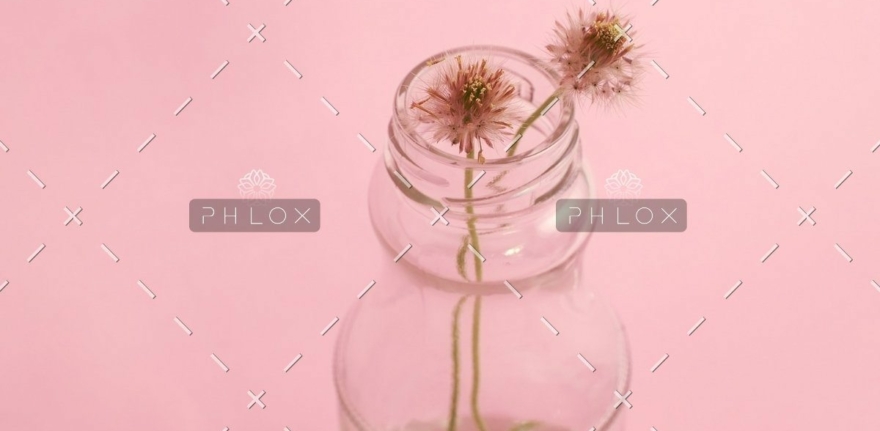 demo-attachment-796-photo-1429679310900-bad303d0e63a-1@2x